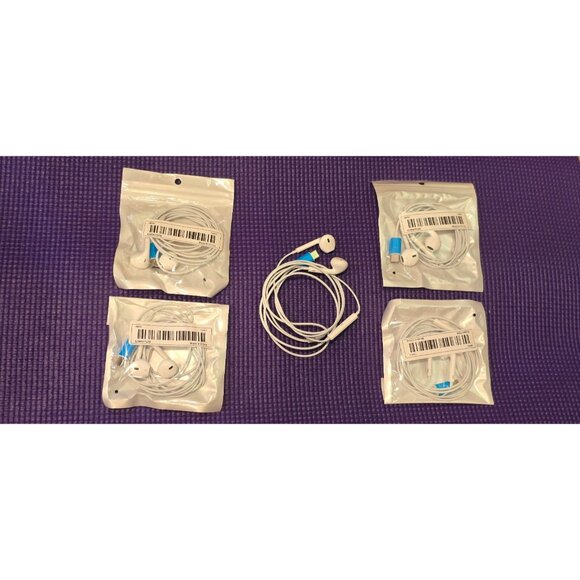 5 pcs Earbuds type C Headphones for cellphones Ear Buds - Picture 1 of 4
